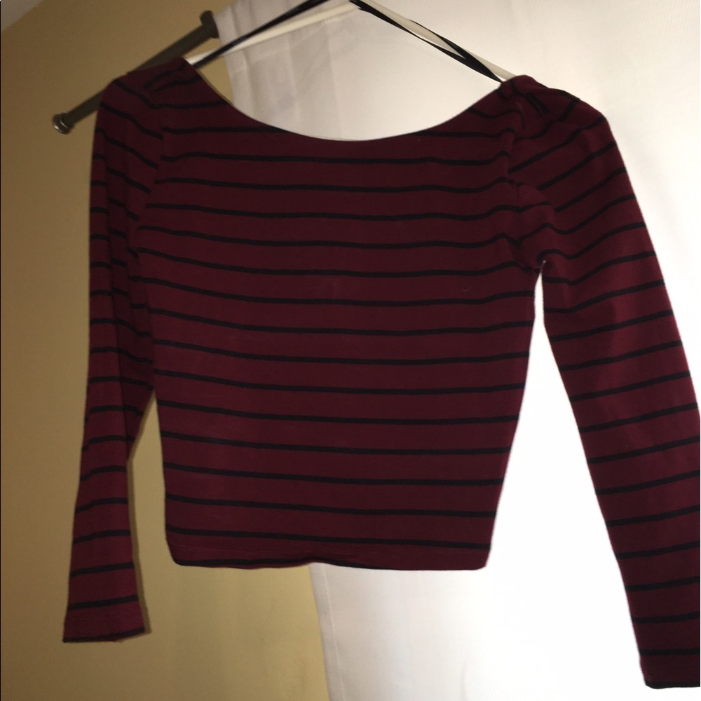 Long sleeve belly shirt