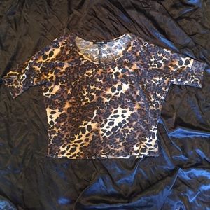 CHEETAH🖤 Short sleeve knit top.