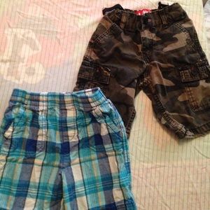 🔫(2) Pairs of shorts for $7🔫