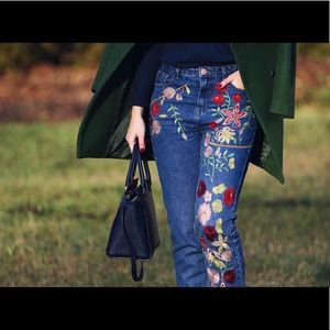 Embroidered jeans high waist Mom jeans size M
