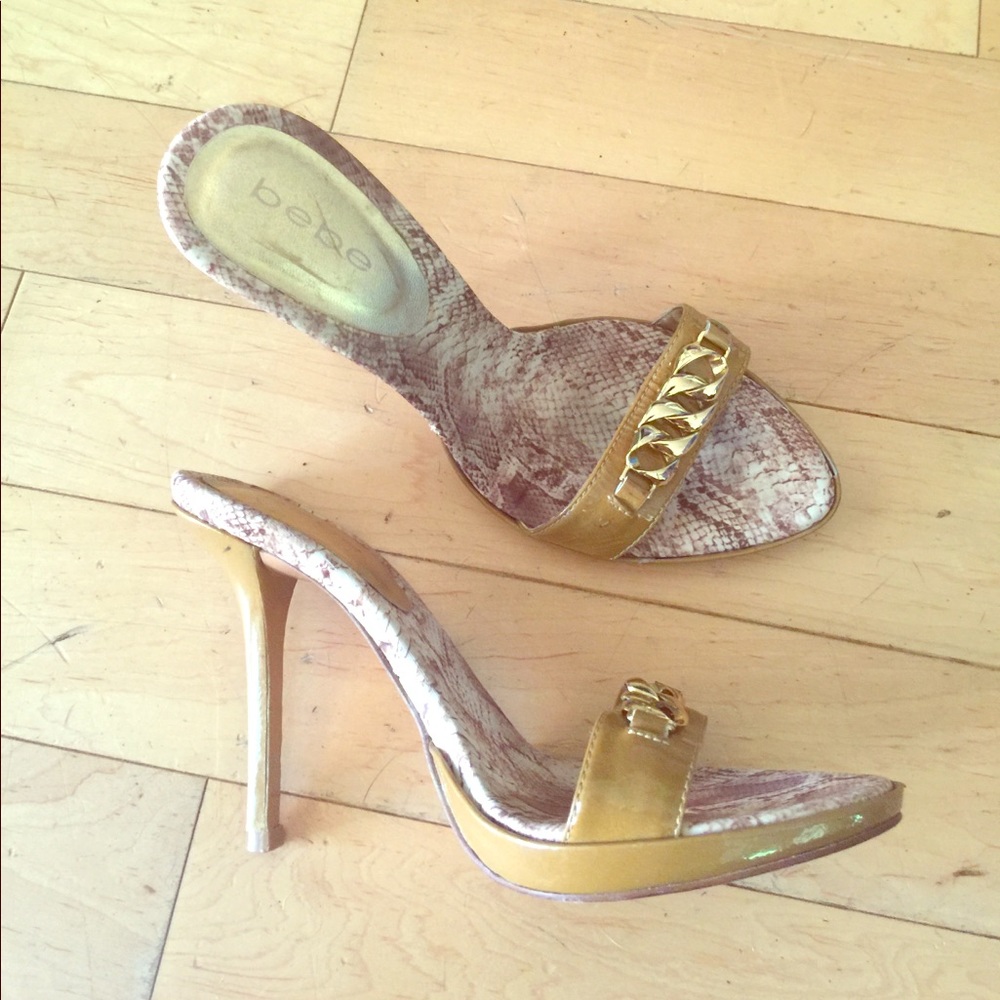 Bebe old school slip ons HOT!