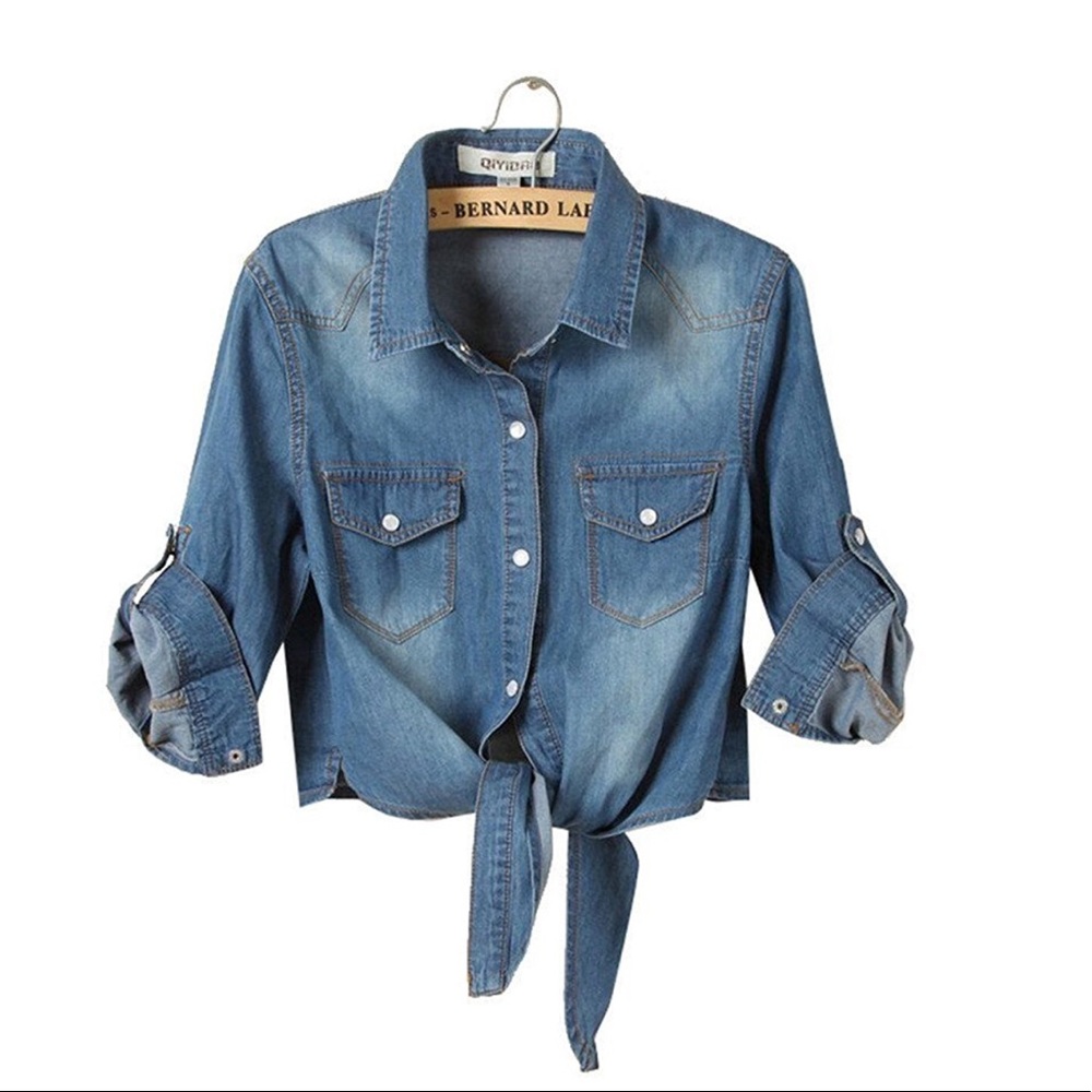 ✨HOST PICK! Knotted Short Denim Crop Tie Front✨