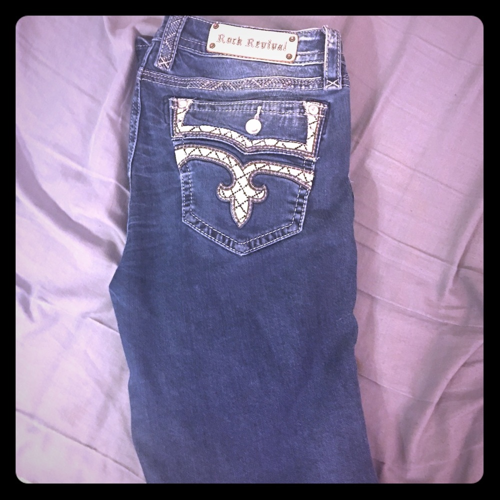 Rock Revival woman's jeans size 33 bling