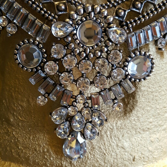 💎NWT EXTRAVAGANT Boho Tribal Necklace - Picture 2 of 5