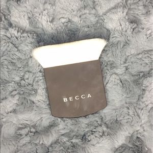 Becca The One Perfecting Brush