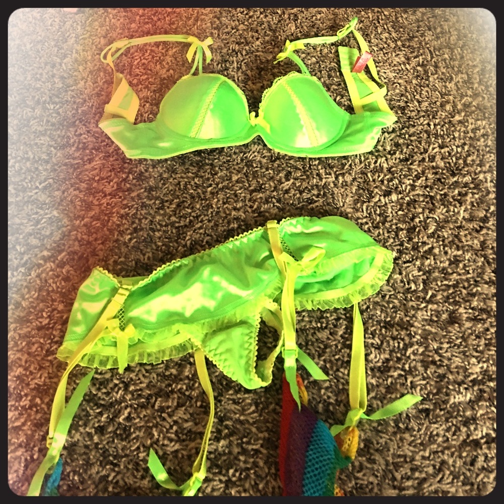 Rave set