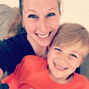 Meet your Posher, Ashley