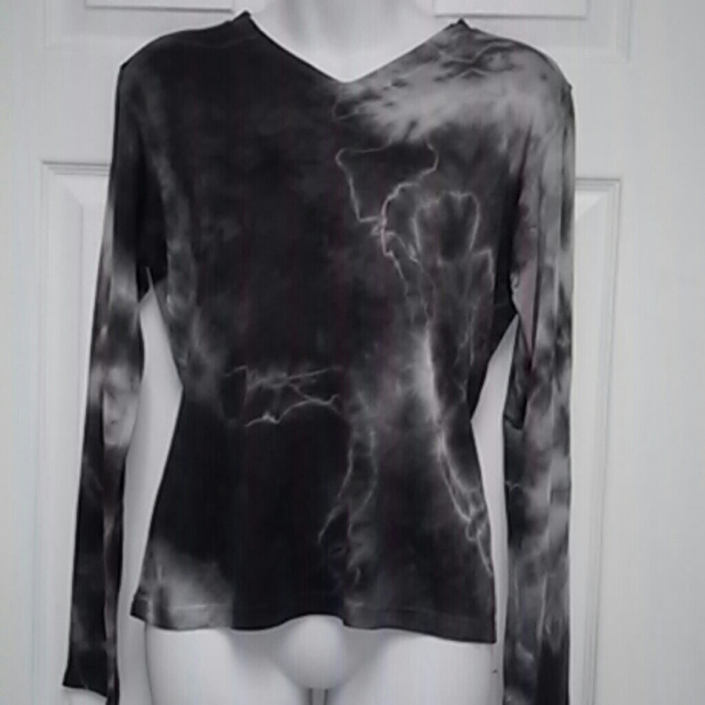 NWOT Golden Idol 100% Silk Tie Dye T