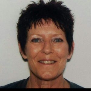 Meet your Posher, Pamela