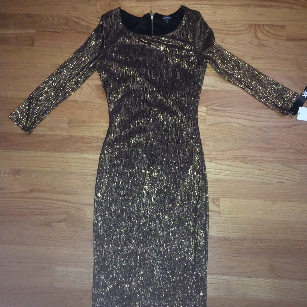 Metallic gold dress 3/4 sleeve