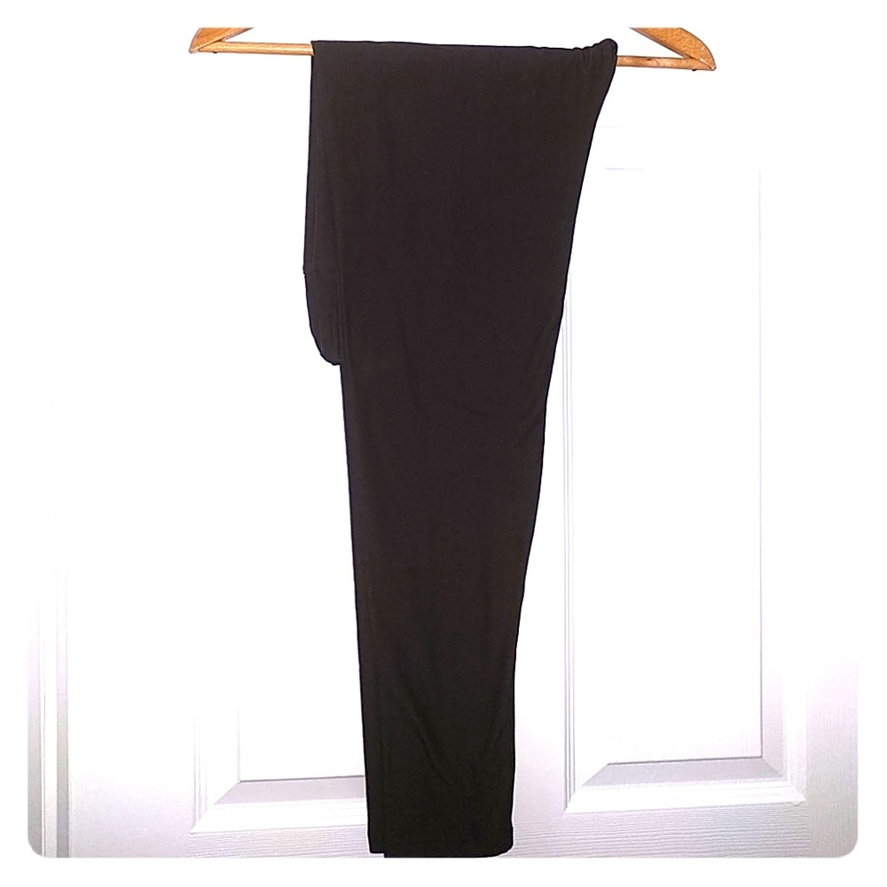 LuLaRoe TC Solid Dark Leggings *NOT BLACK*