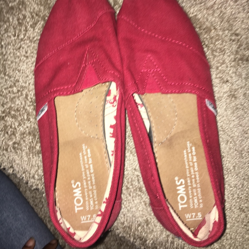 Red Toms