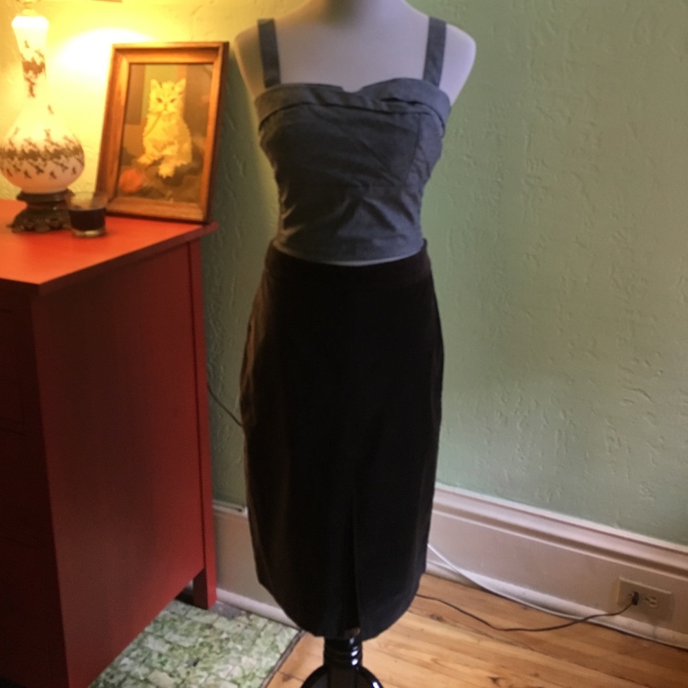 BEAUTIFUL VELVET PENCIL SKIRT 😍