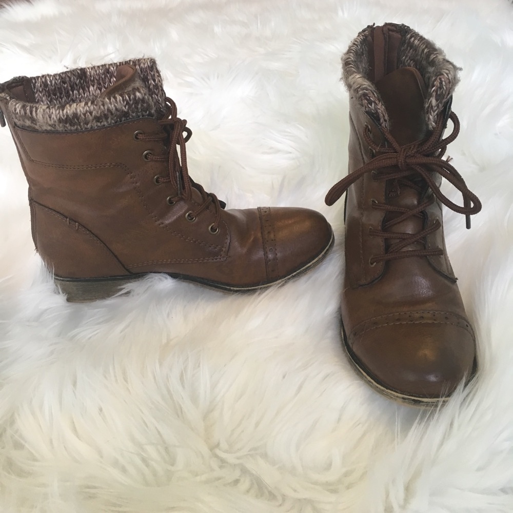 Brown boots