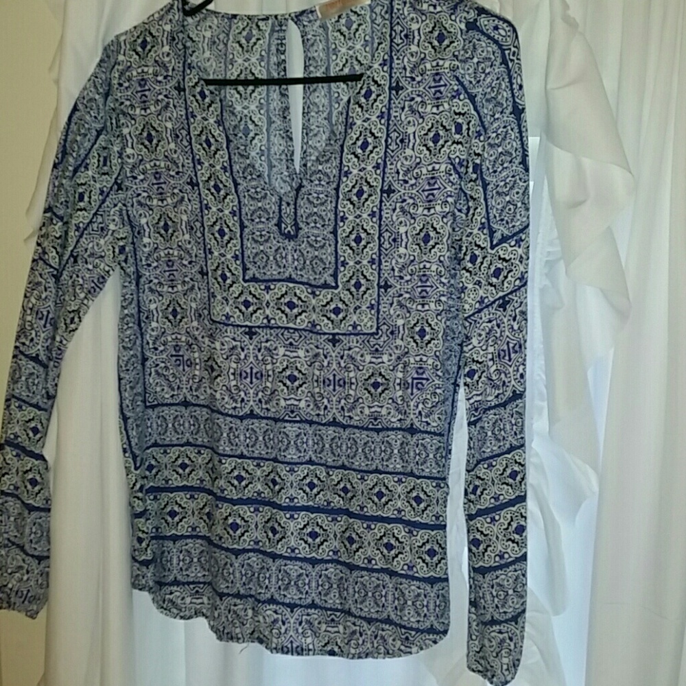 Renee blouse medium