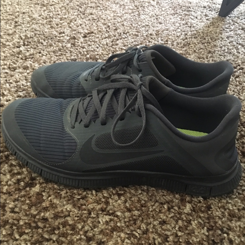 Black Nike Free Run 4.0 v3