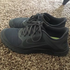 Black Nike Free Run 4.0 v3