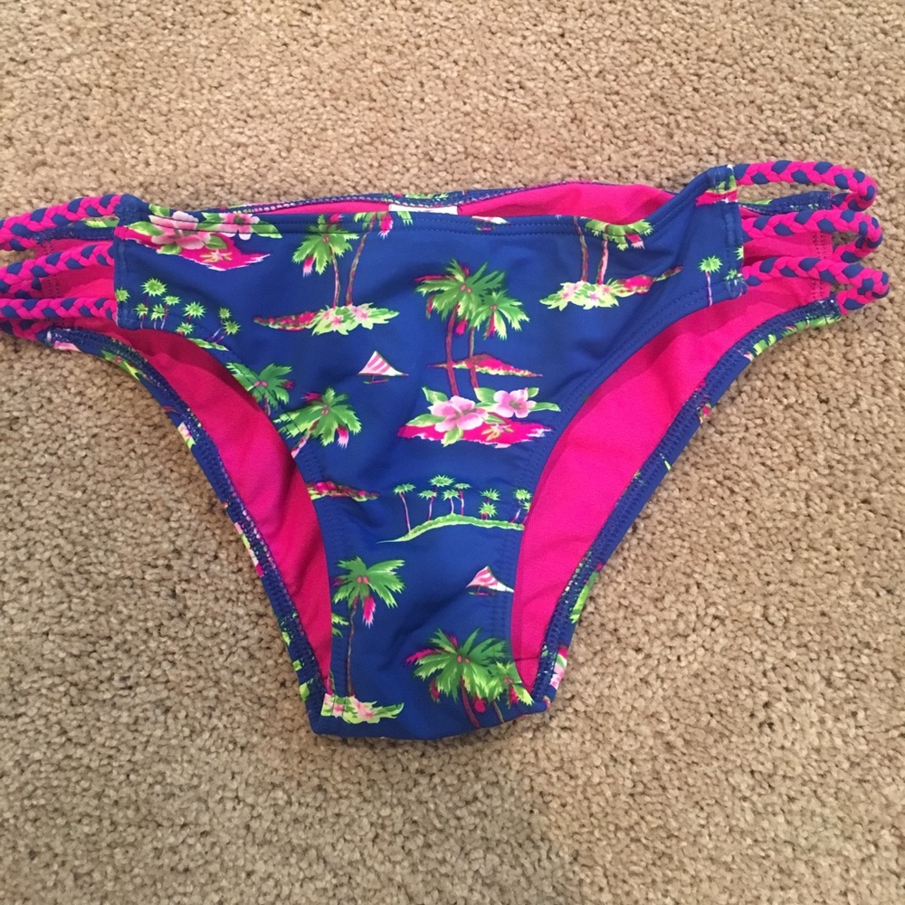Hollister swim bottoms