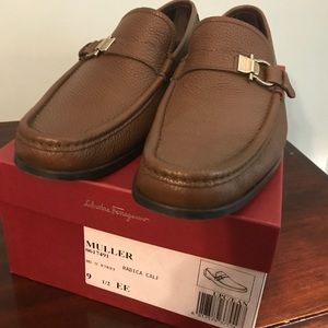 Ferragamo brown shoes 9 1/2 EE (10 1/2 US)