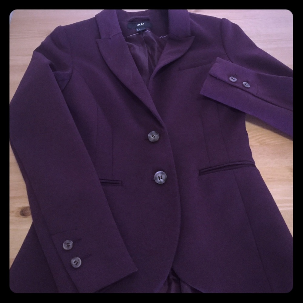 H&M Burgundy Blazer.