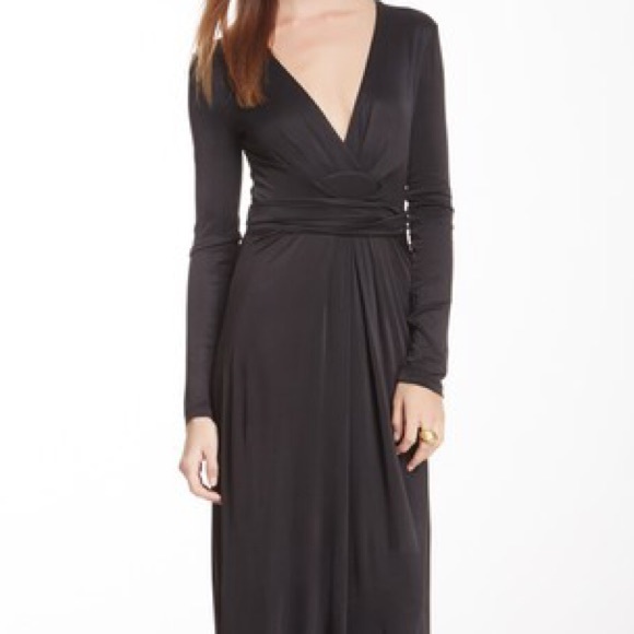 BCBGMAXAZRIA Pearl Jersey Long Sleeve Gown - Picture 1 of 2