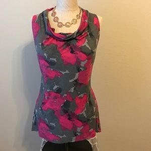 Sleeveless Blouse. Fits like Small