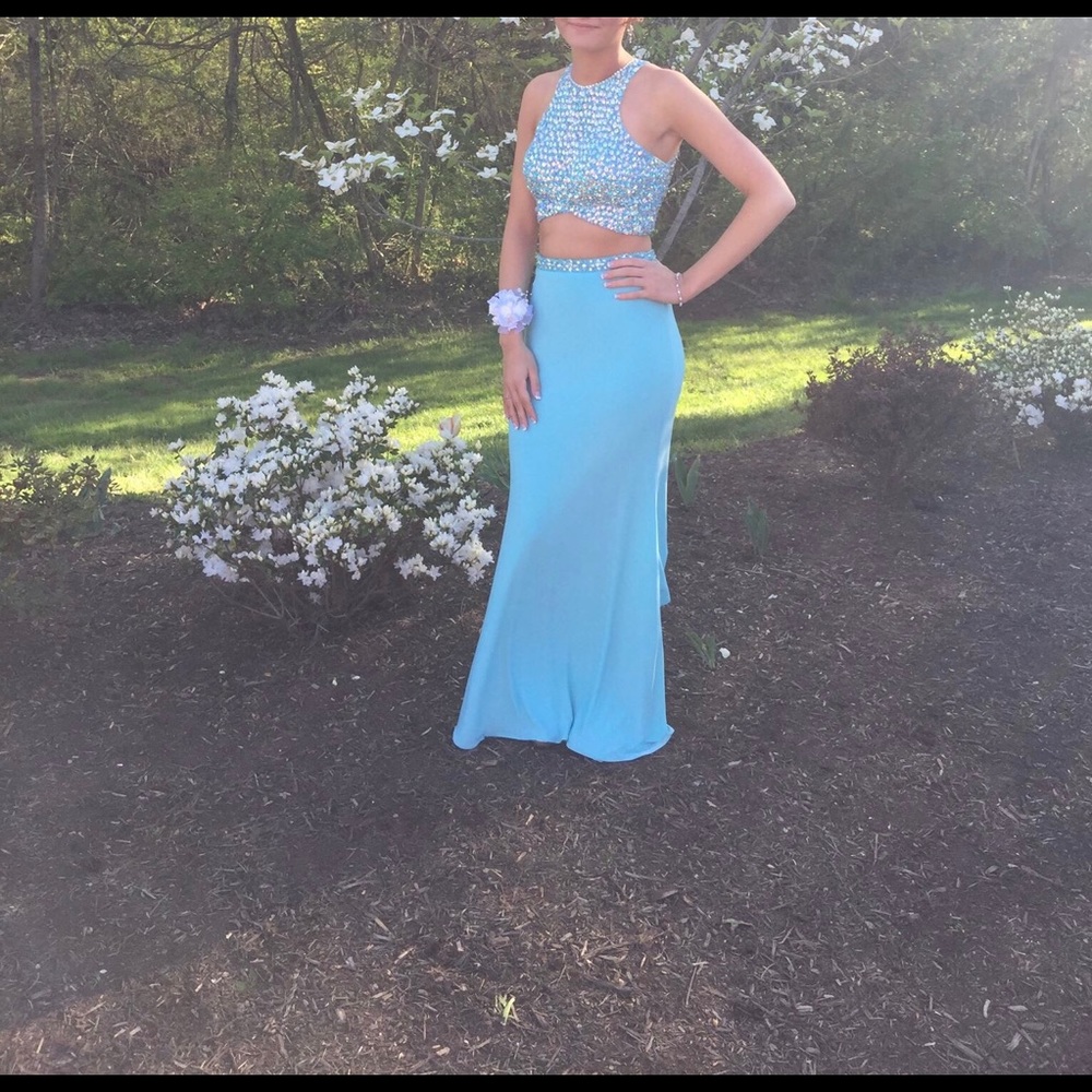 Angela and Alison dress! Size 2