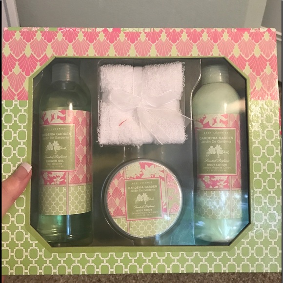 Bath set - Picture 1 of 1