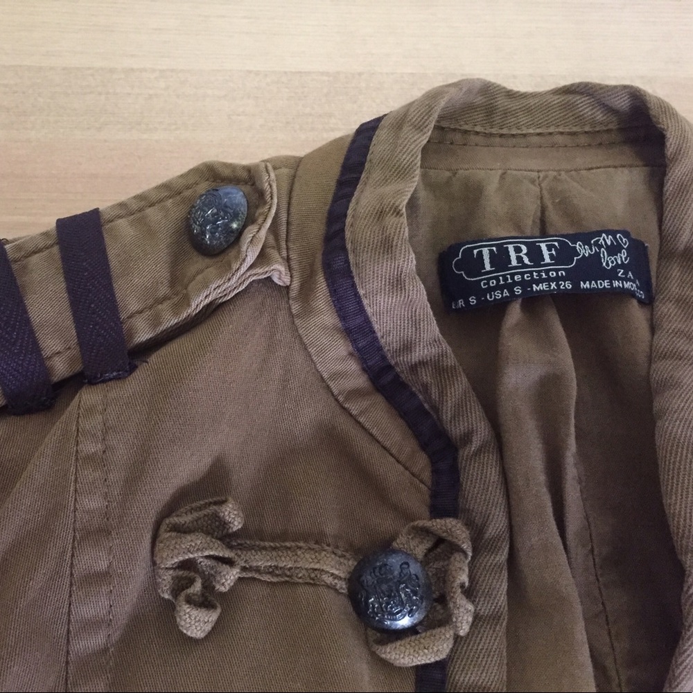 Zara Jacket - Picture 3 of 5