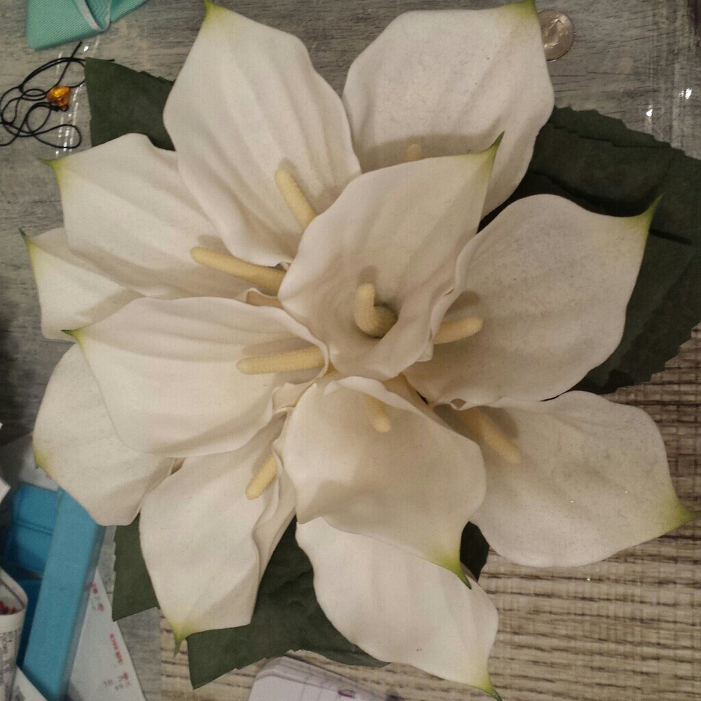 calla lily bouquet with red face.