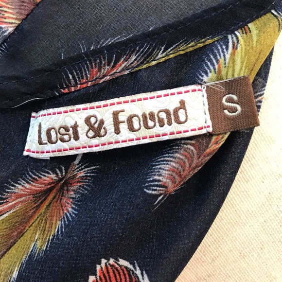 Lost and found top - Picture 5 of 5