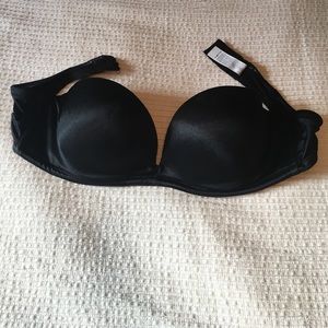 Black strapless wonderbra