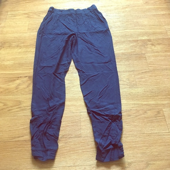 High waisted Navy Joggers - Picture 1 of 4