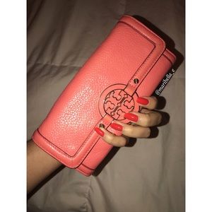 Tory Burch wallet