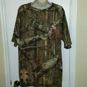 men's camo shirt (XXL)