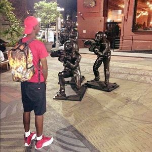 Meet your Posher, Terrell