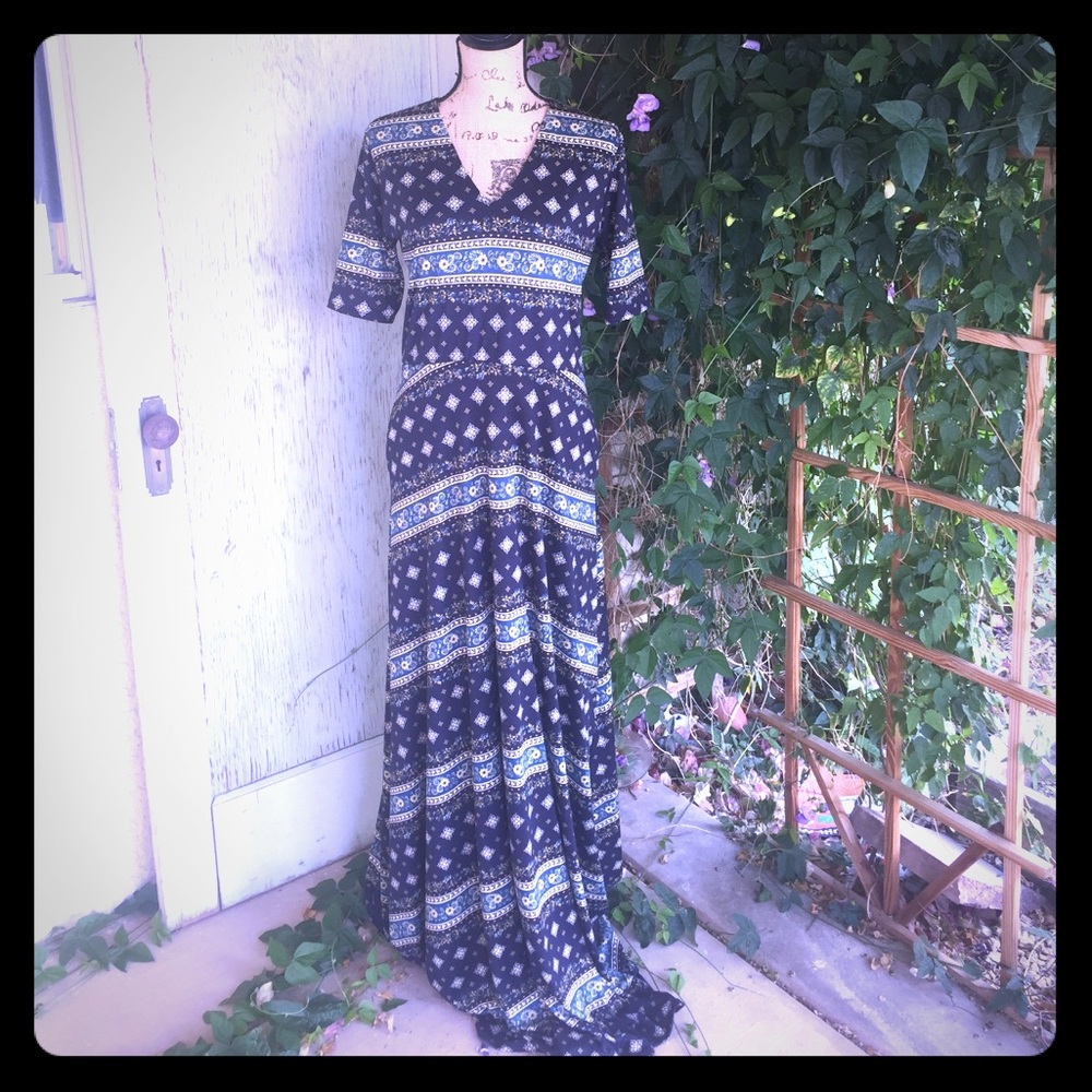 Agnes & Dora Austen Dress NWT L