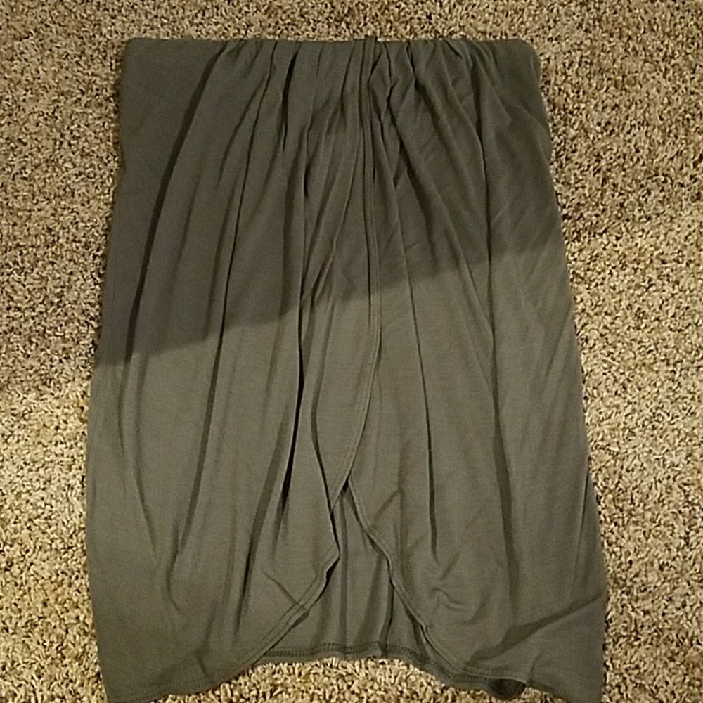 Olive green open front sleeveless blouse