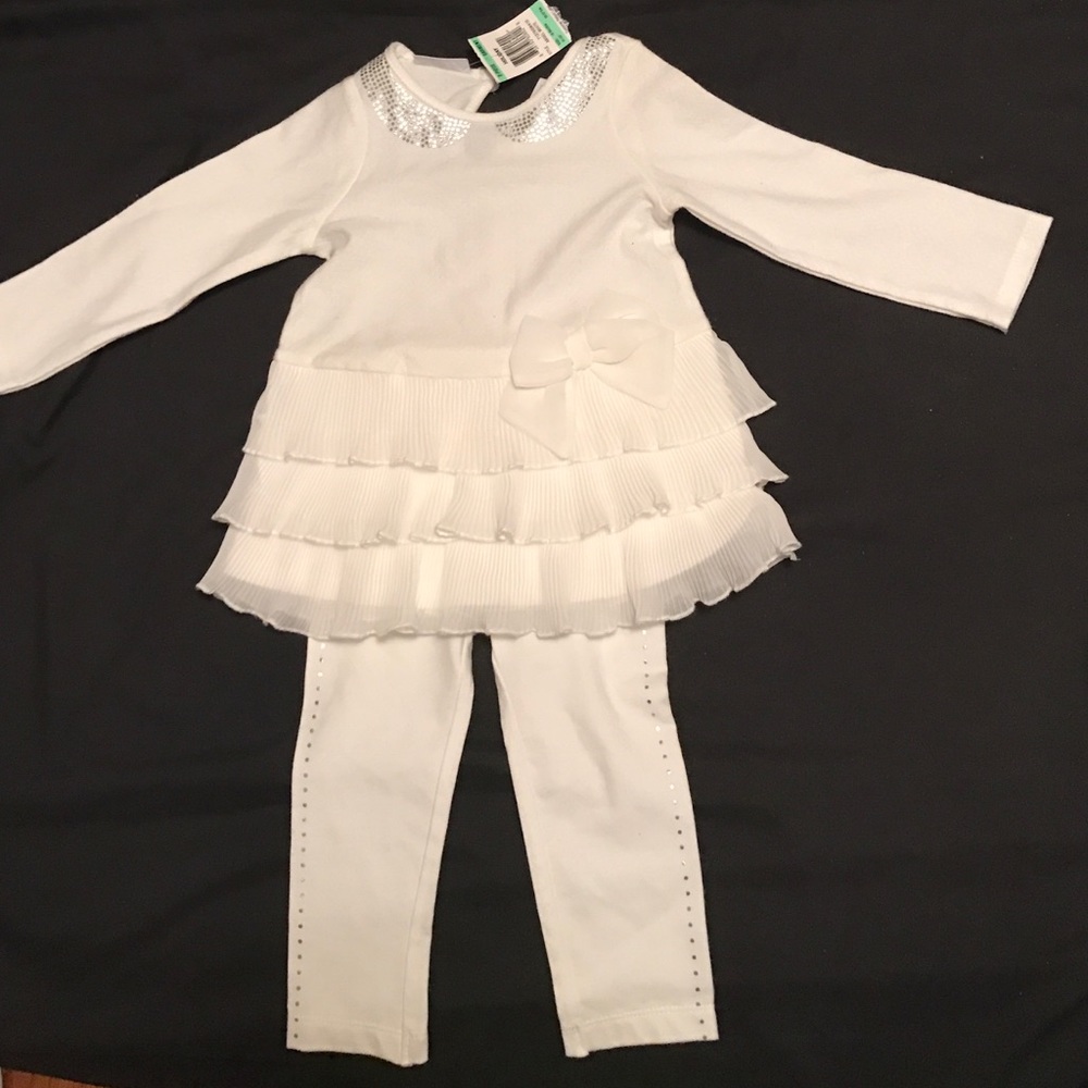 2 piece angel white NEW outfit
