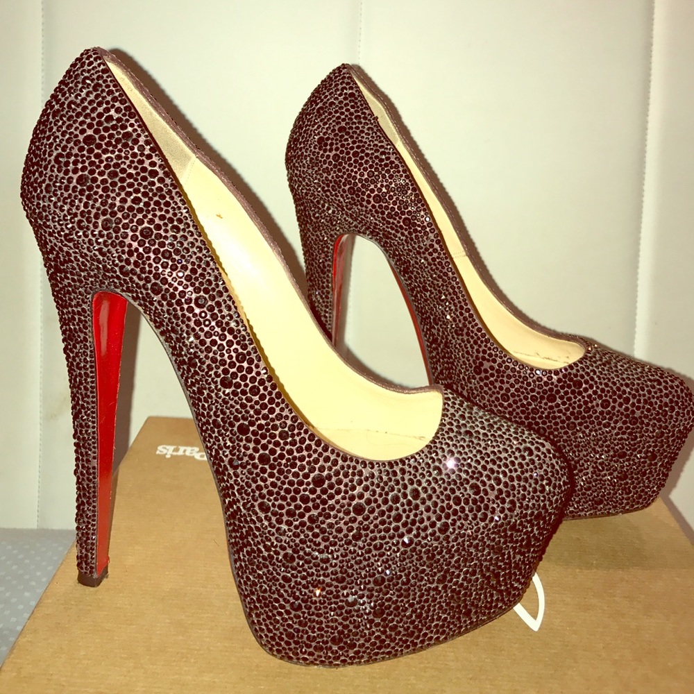 Authentic Christian Louboutin daffodils plum 38.5