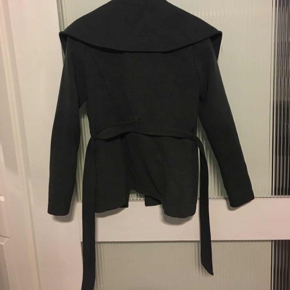 Winter/Fall Jacket - Picture 3 of 3