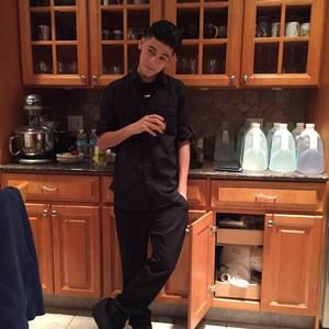 Meet your Posher, Brandon