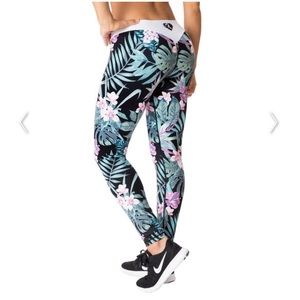 NWT Women's Best Leggings - Paradise