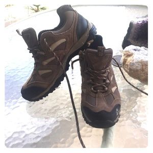 Jack Wolfskin Hiking Boots 6.5