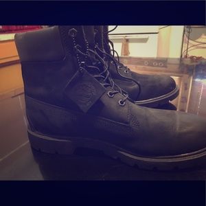 Timberlands size 10 barley been worn
