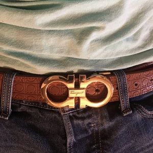 Authentic ferragamo gold buckle belt