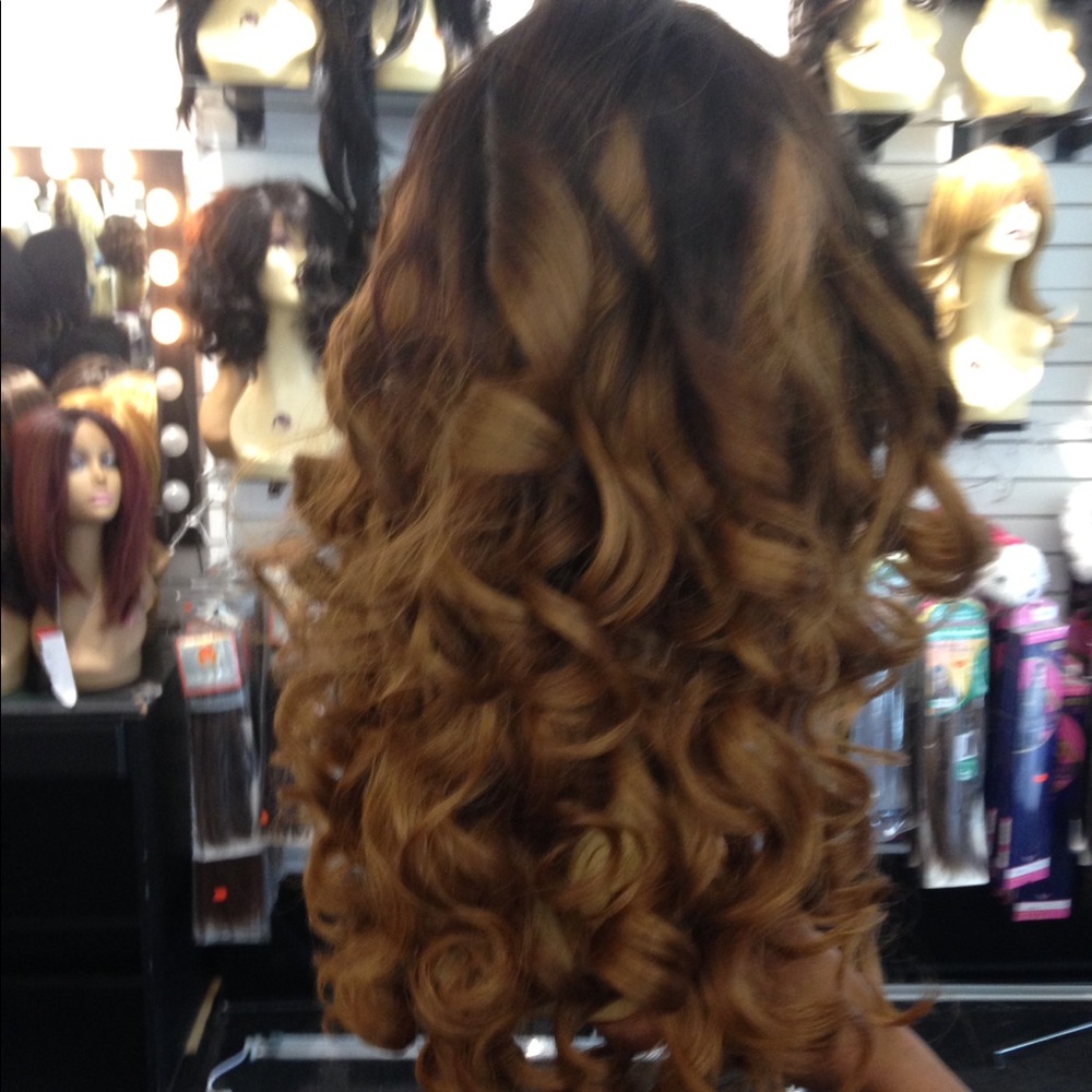 Wig long Ombré auburn wig Long curly SwisslaceWig - Picture 5 of 7