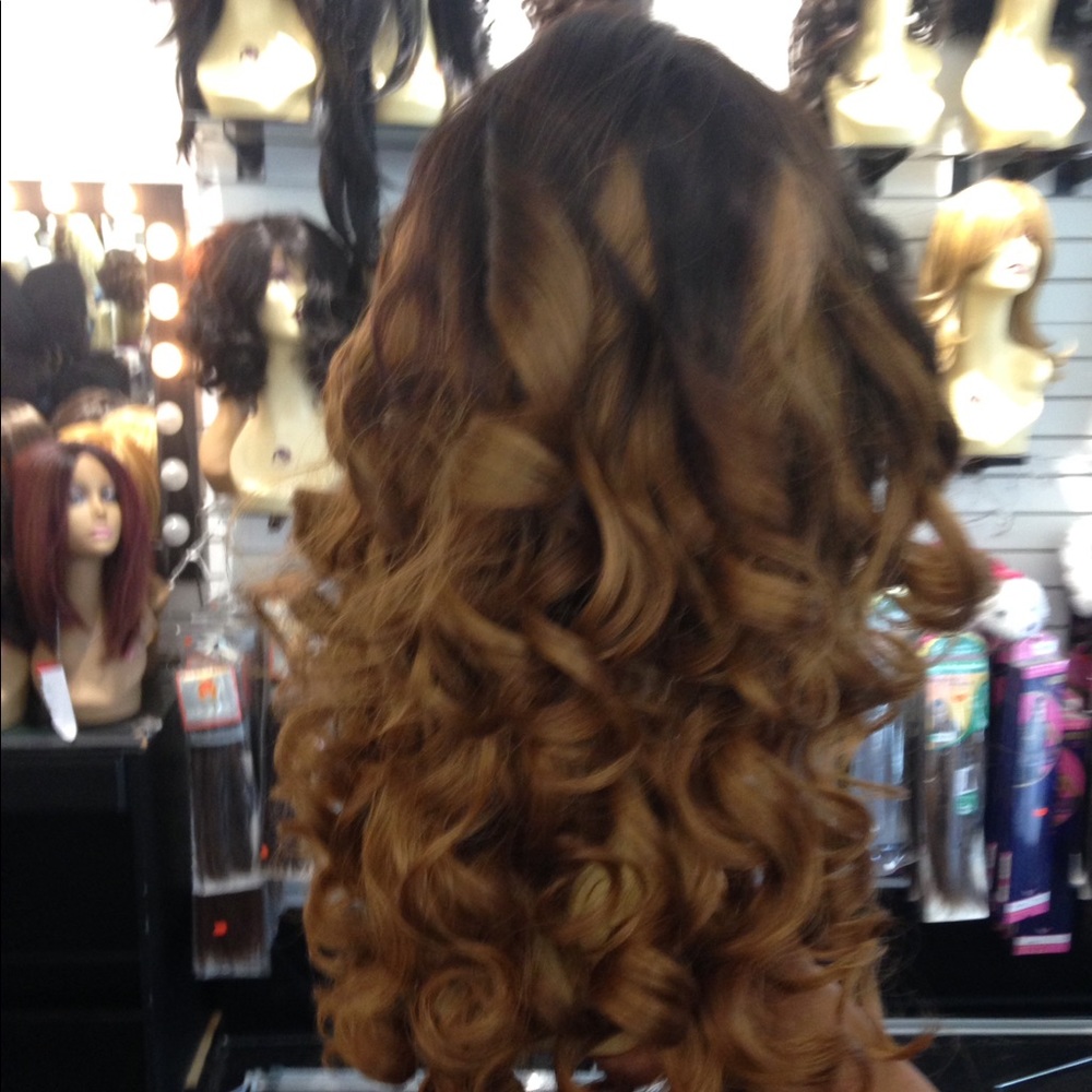 Wig long Ombré auburn wig Long curly SwisslaceWig - Picture 7 of 7