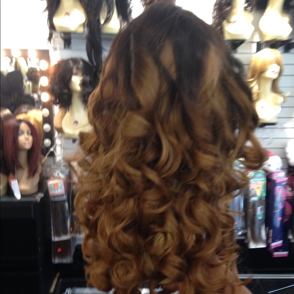 Wig long Ombré auburn wig Long curly SwisslaceWig - Picture 7 of 7