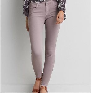 SOLD-American Eagle Sateen Jegging